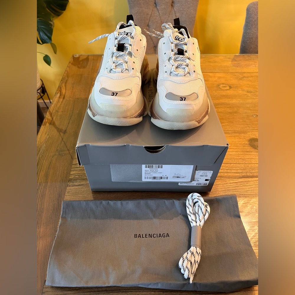 Balenciaga TripleS Sneakers